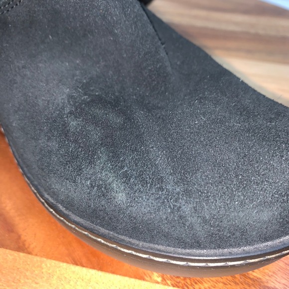 Crocs Black Suede Buckle Ankle Boots W7 Fleece Lined Comfort Platform Cozy - Picture 6 of 13